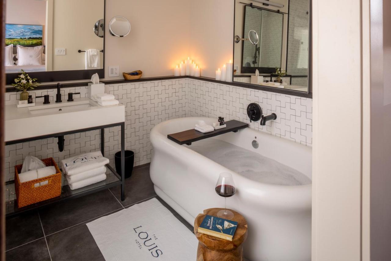The Louis Hotel Wilson Экстерьер фото